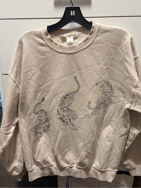 Urban Outfitters Beige Sweatshirt with Black Tiger Print